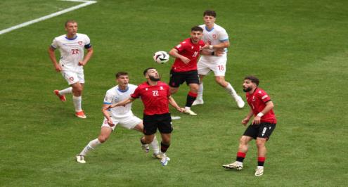 بأيادي مامارداشفيلي.. جورجيا تتعادل مع التشيك في يورو 2024